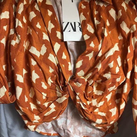Zara Relaxed Crop Blouse in Brown and Orange with Notched Collar - Picture 9 of 14